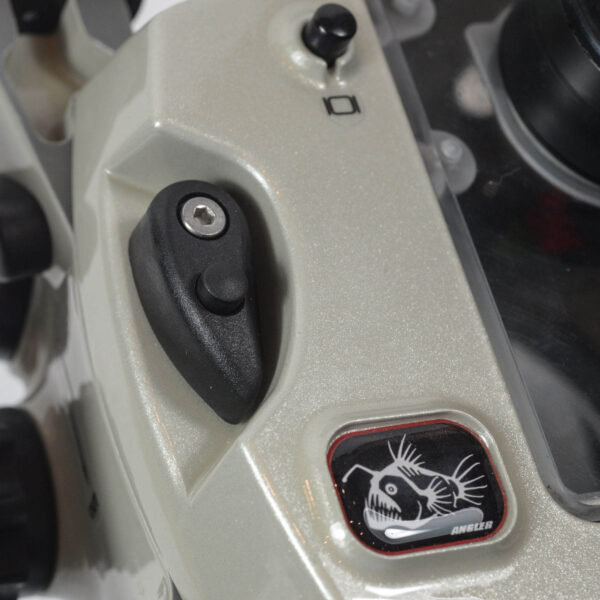 EM1MK2 - Image 3